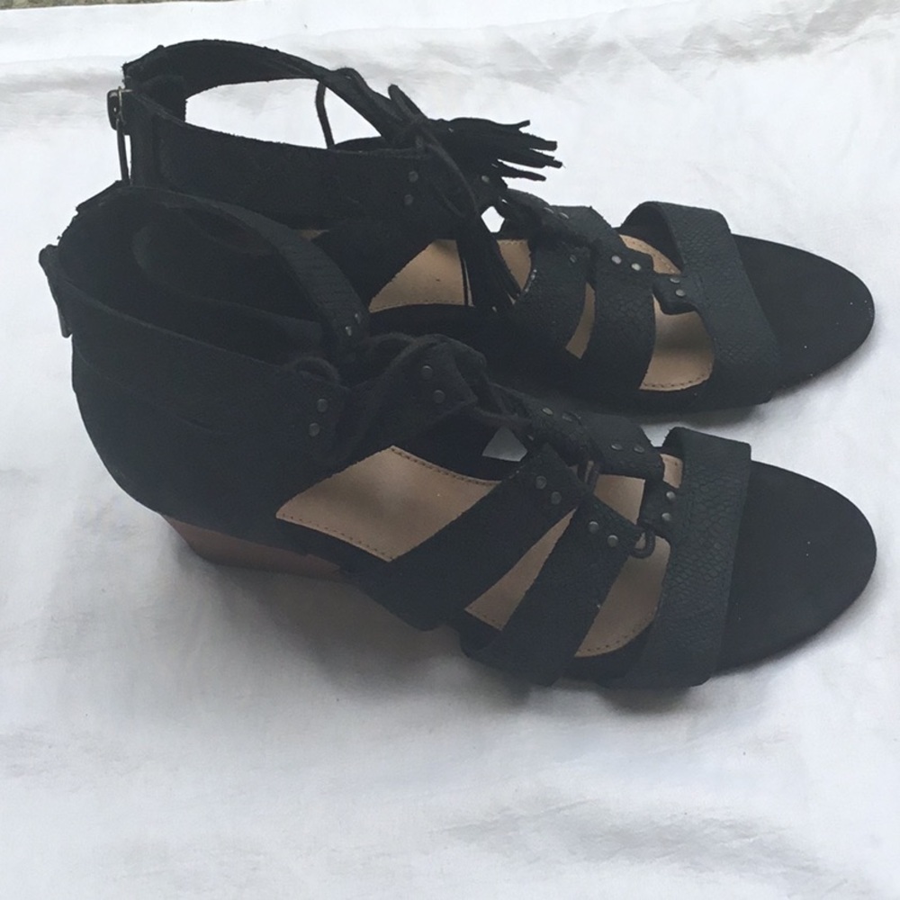 UGGS SANDALS - Picture 3 of 10